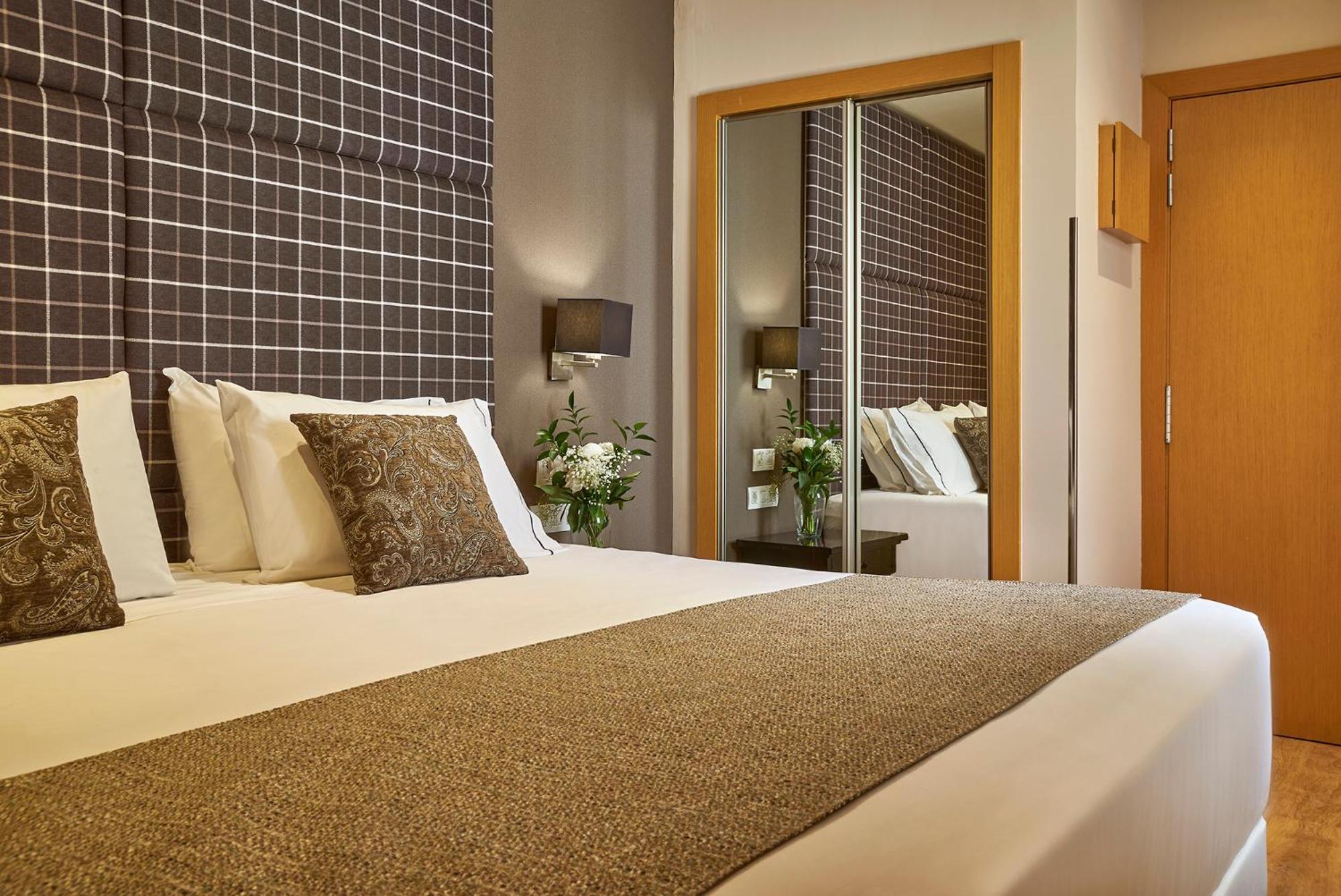 Hesperia Barcelona Barri Gotic Hotel Ngoại thất bức ảnh